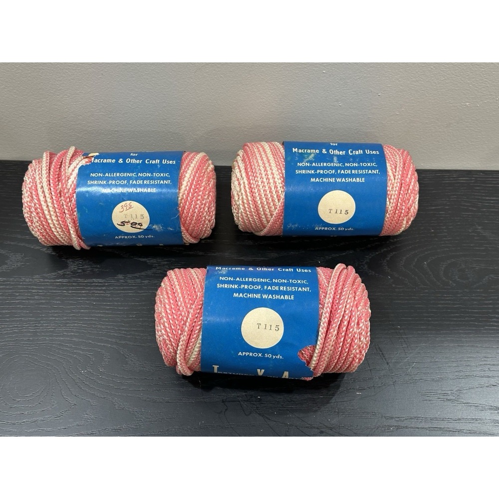 Lot of 3 Vintage Macrame Elefant Cord Textured Herculon Olefin Fiber Pink White - Picture 4 of 5